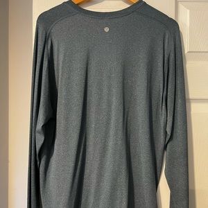 Lululemon metal vent LS
